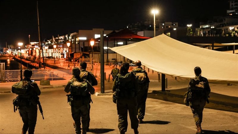 قائد القيادة المركزية الأمريكية يزور غلاف غزة ويبحث التنسيق العسكري مع جيش الاحتلال