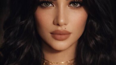 رأندأ فهمي تكتب: حين يصبح القناع وسيلة للنجاة من الماضي